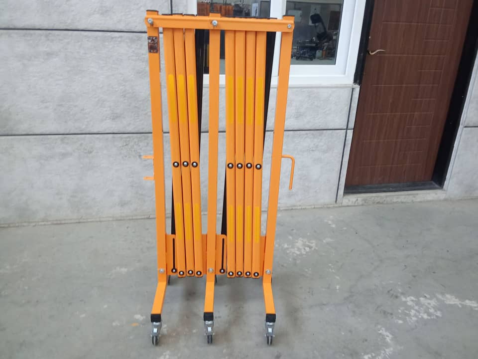 راهبند آکاردئونی دستی استاندارد پلاس XGT.1200.NX.I